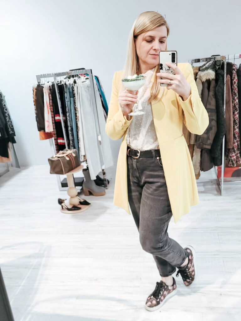 Instagram post from hungrylola. This post is in position 1.